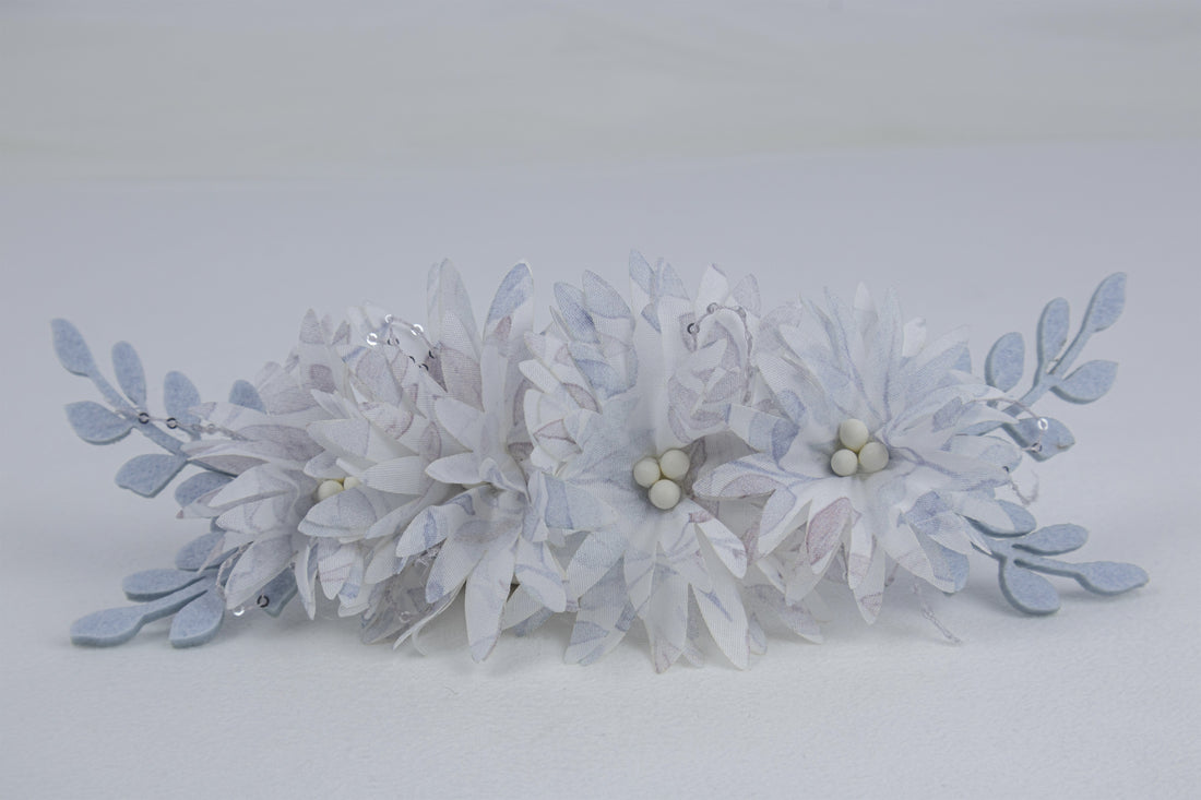 Flores cosidas a mano
