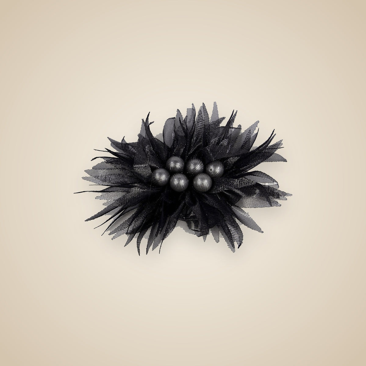 Flor LKS · Pluma Negra — LOLIKAS, complemento hecho a mano