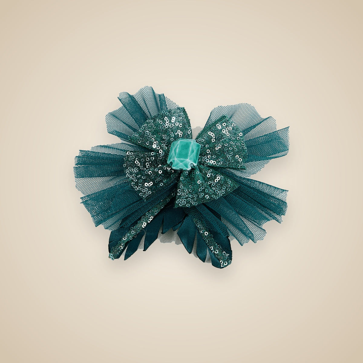 Flor LKS · Tul Verde — LOLIKAS, complemento hecho a mano